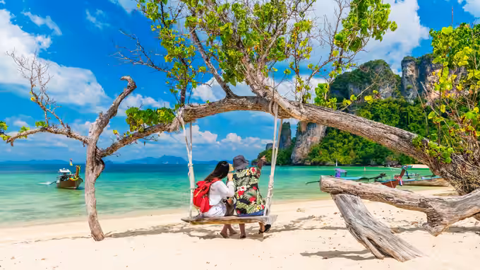 Phuket & Krabi Delights | A Seaside Romantic Retreat